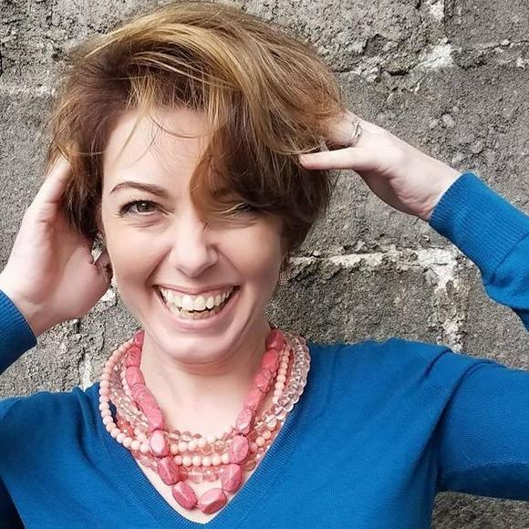 Meet your Posher, Leah - Picture 1 of 1